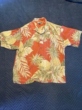 Tommy Bahama Red Pineapple Tropical Camp Shirt 100% Silk